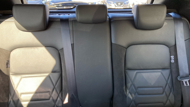 Nissan Juke 1.0 DiG-T 114 Tekna+ 5dr DCT Petrol Hatchback